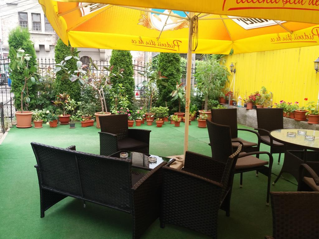 Casa Ariana Hotel Curtea De Arges Luaran gambar