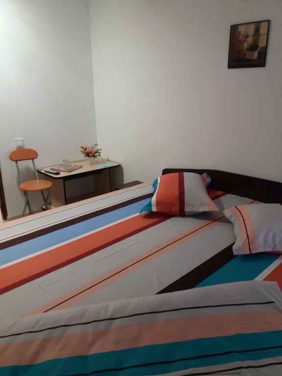 Casa Ariana Hotel Curtea De Arges Luaran gambar