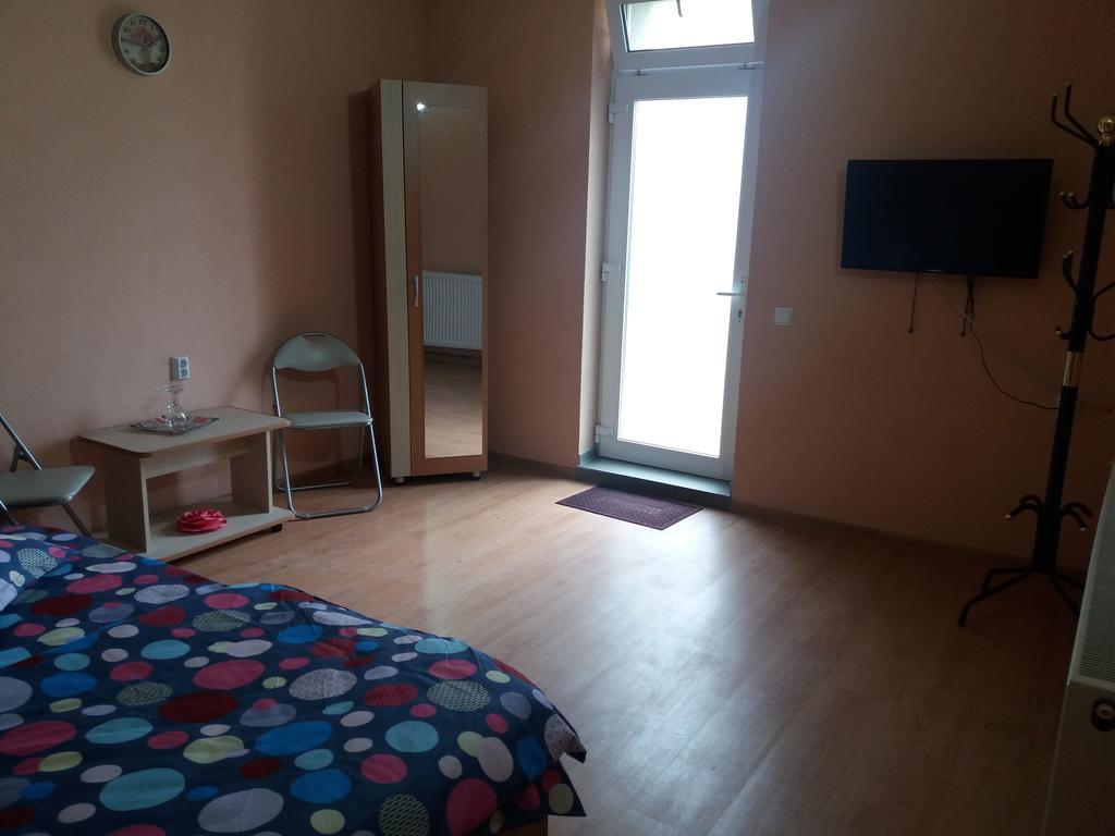 Casa Ariana Hotel Curtea De Arges Luaran gambar