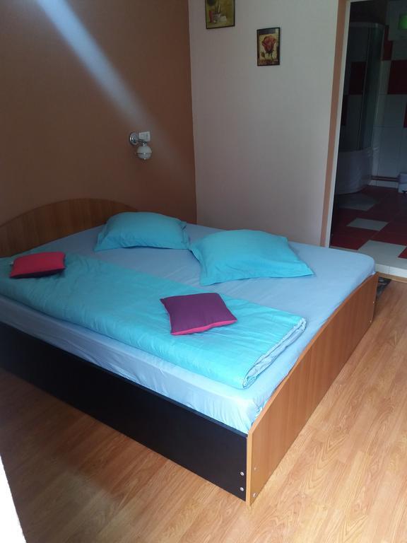 Casa Ariana Hotel Curtea De Arges Luaran gambar