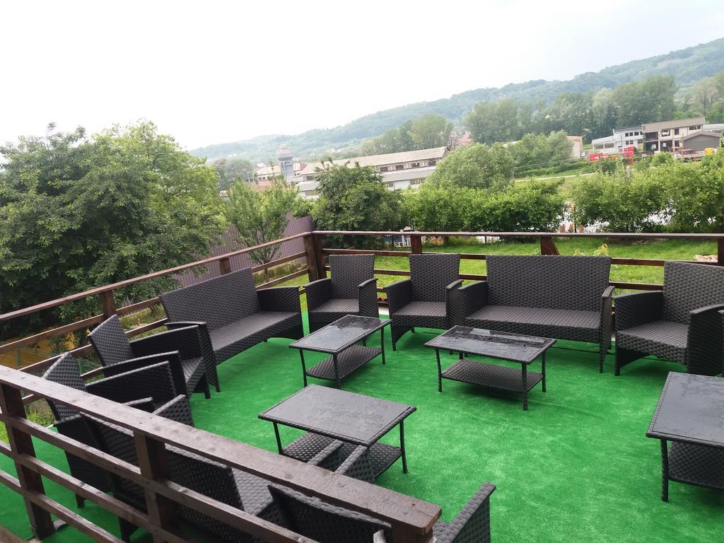 Casa Ariana Hotel Curtea De Arges Luaran gambar