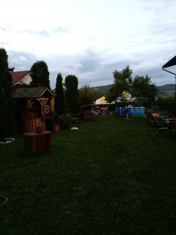 Casa Ariana Hotel Curtea De Arges Luaran gambar